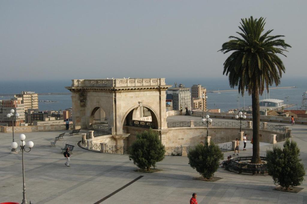 L'Arco Cagliari Panzió Kültér fotó