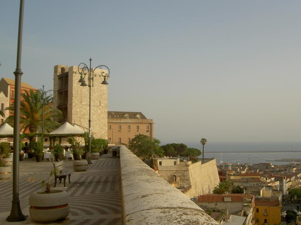 L'Arco Cagliari Panzió Kültér fotó
